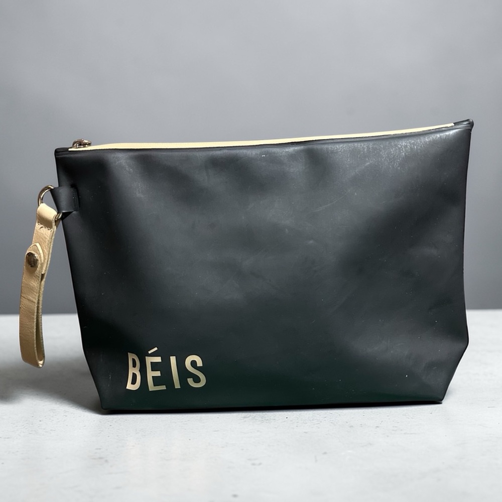BÉIS Waterproof Organizer Pouch or Makeup Bag Black approximately 8”X10”